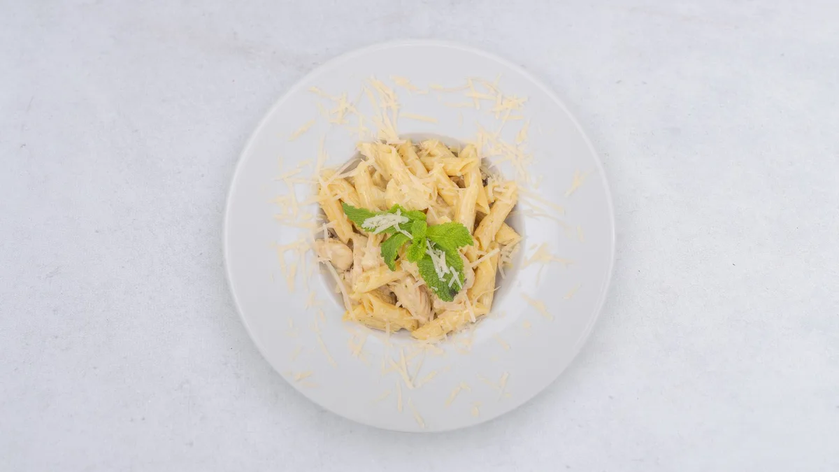 Chicken Alfredo Penne