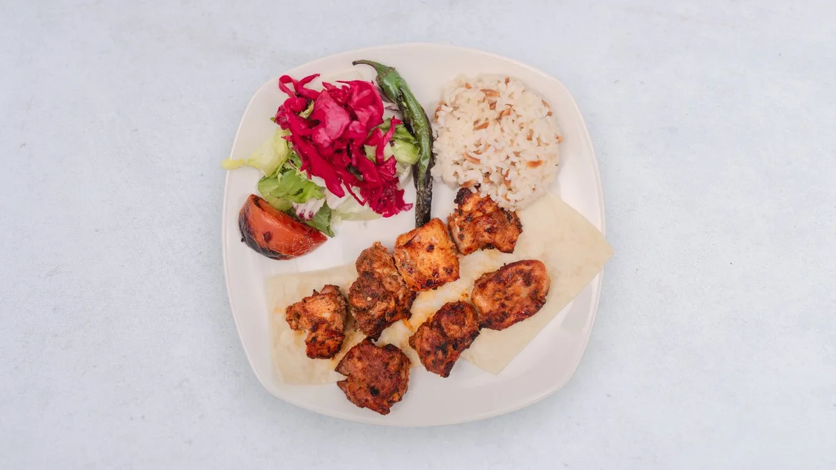 Tavuk şiş kebap