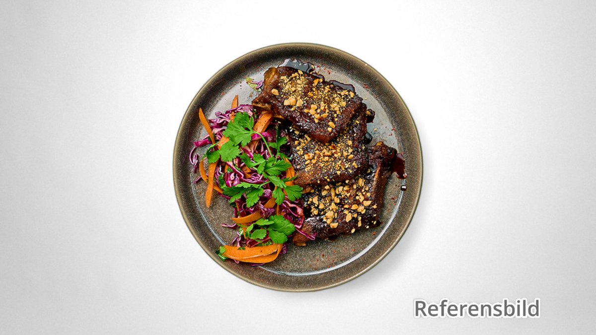 Revbensspjäll med Cashewsås