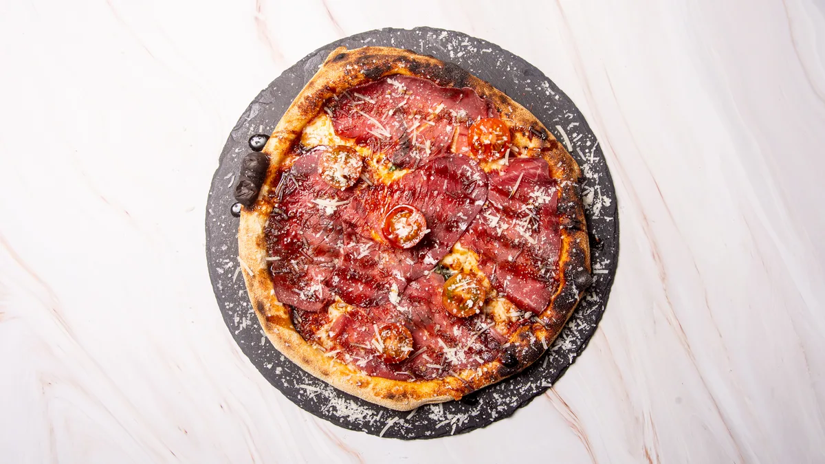 Pizza Bresaola