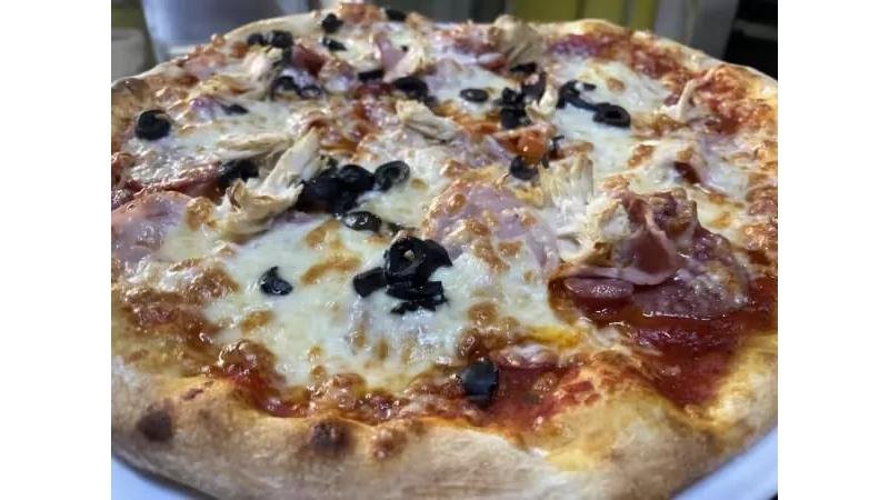 Pizza cu carne ø 30cm