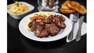 Ficăței de pui la grătar cu piure de cartofi