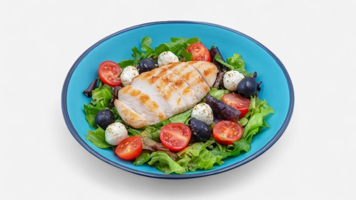 Salată Mediteraneană cu Pui 400g