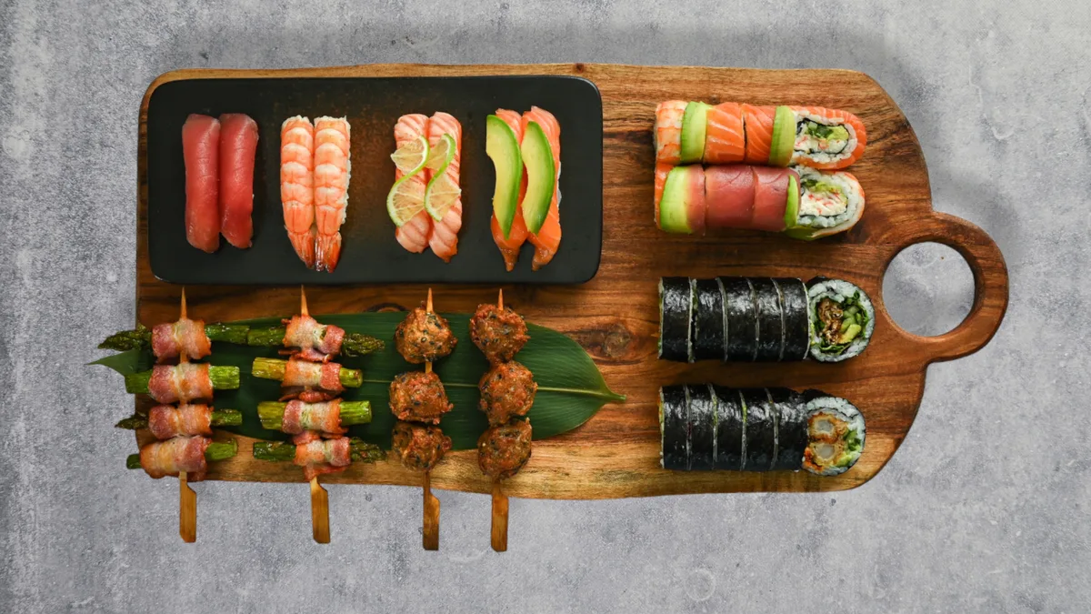 19. Sticks and Sushi Menu B (32 stk)