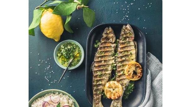 Păstrăv la gril încins