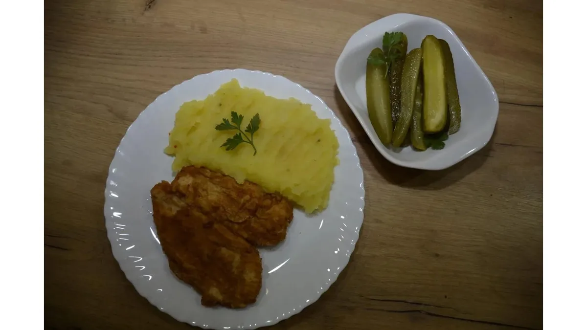 Piept pui, șnițel pui sau pulpe dezosate