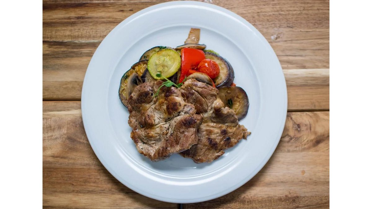 Ceafă porc la grătar