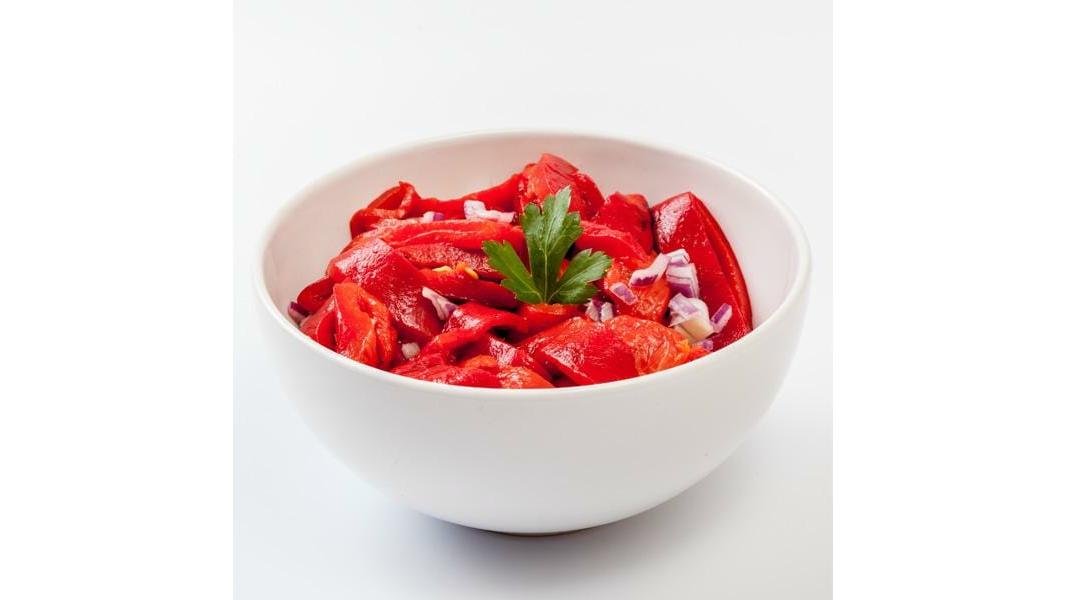 Salată de ardei copți