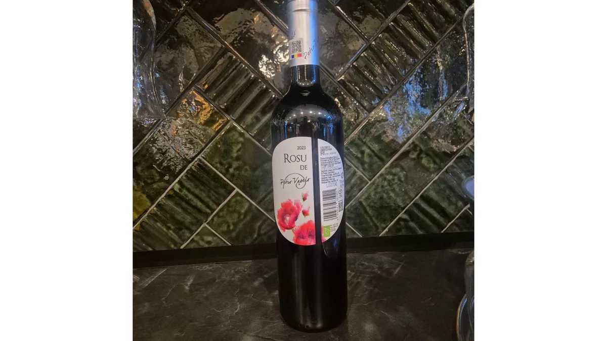 Vin alb,rosu,roze Petro Vaselo 750ml