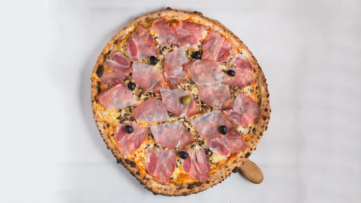 Prosciutto e Funghi srednja