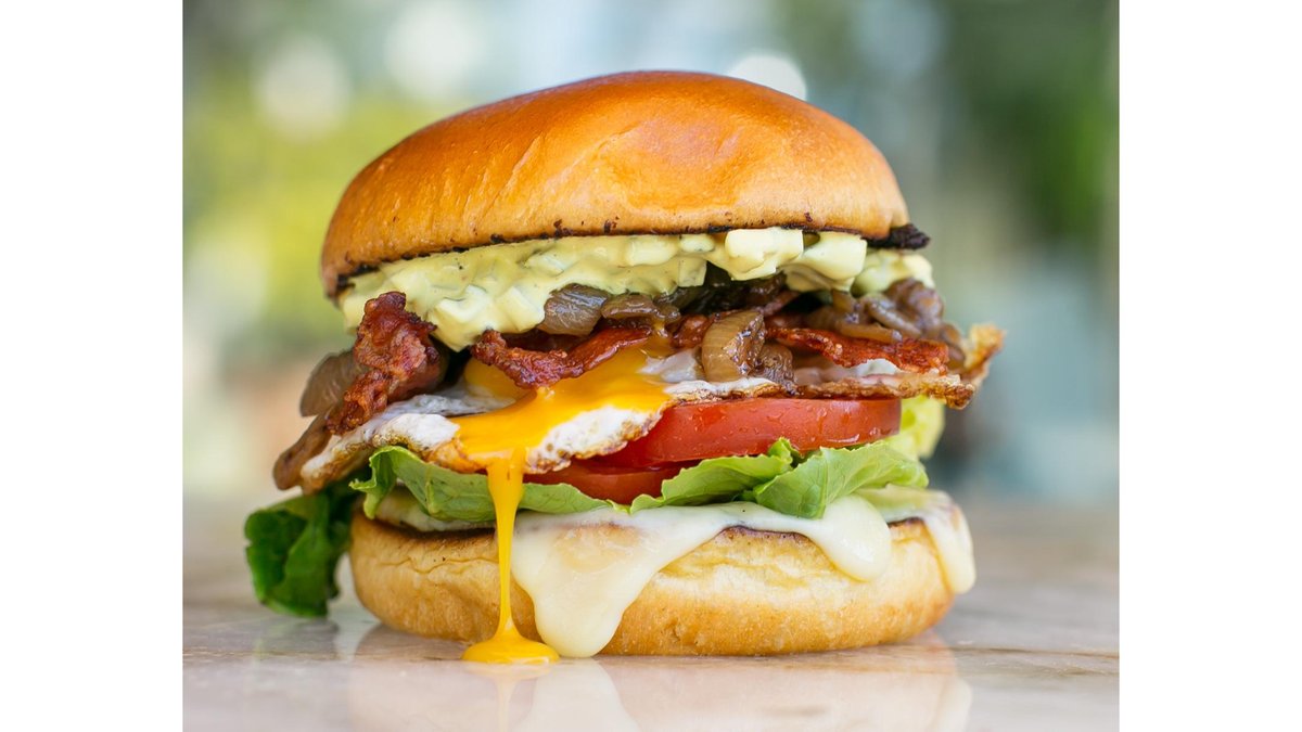 Meniu Egg and Bacon Burger