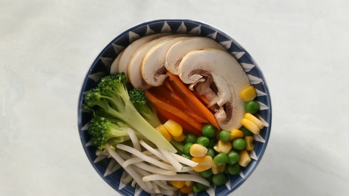 4. Grøntsagssuppe (V)