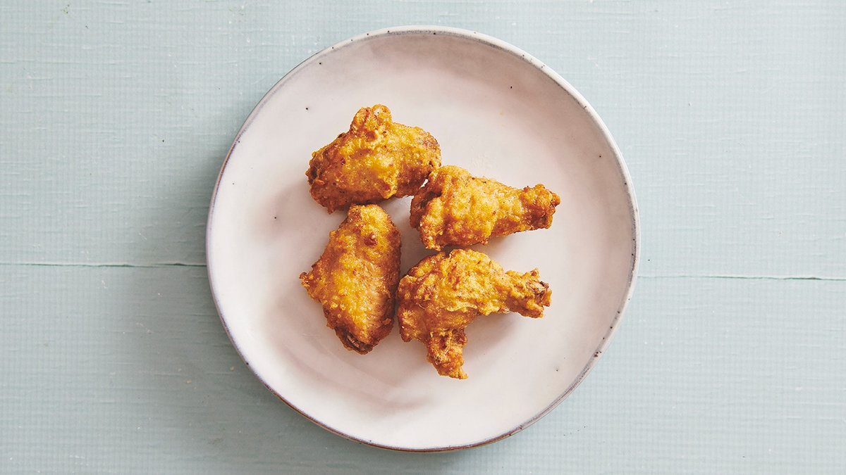 8. Hot wings (4 stk)