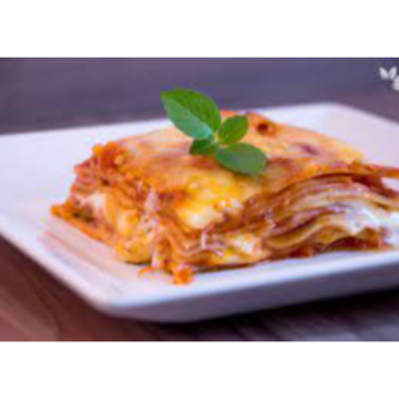 Lasanha com Bife à Pizzaiolo