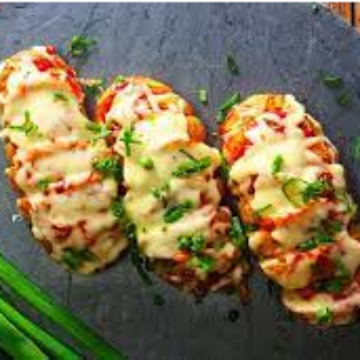 Linguiça Toscana com Queijo e Vinagrete