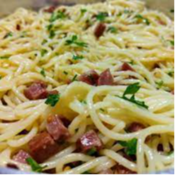 Macarrão Tropical C/ Peixe Molho de Coco