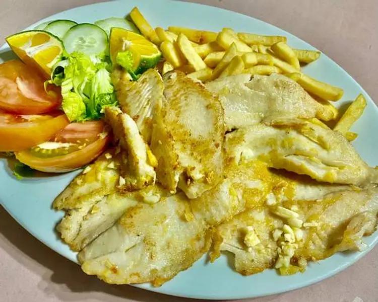 Pescado a la Plancha con Ajo