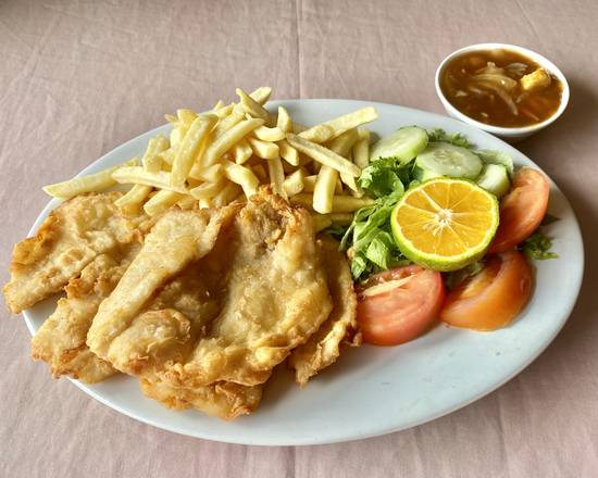 Pescado Frito en Salsa de Ostión