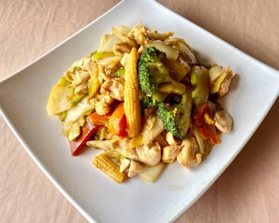 Pollo en Trocitos con Verduras