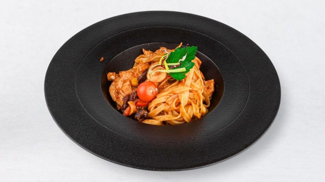 Pasta mexicana con pollo