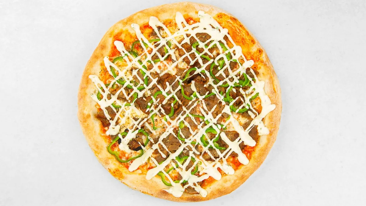 Kebab pizza
