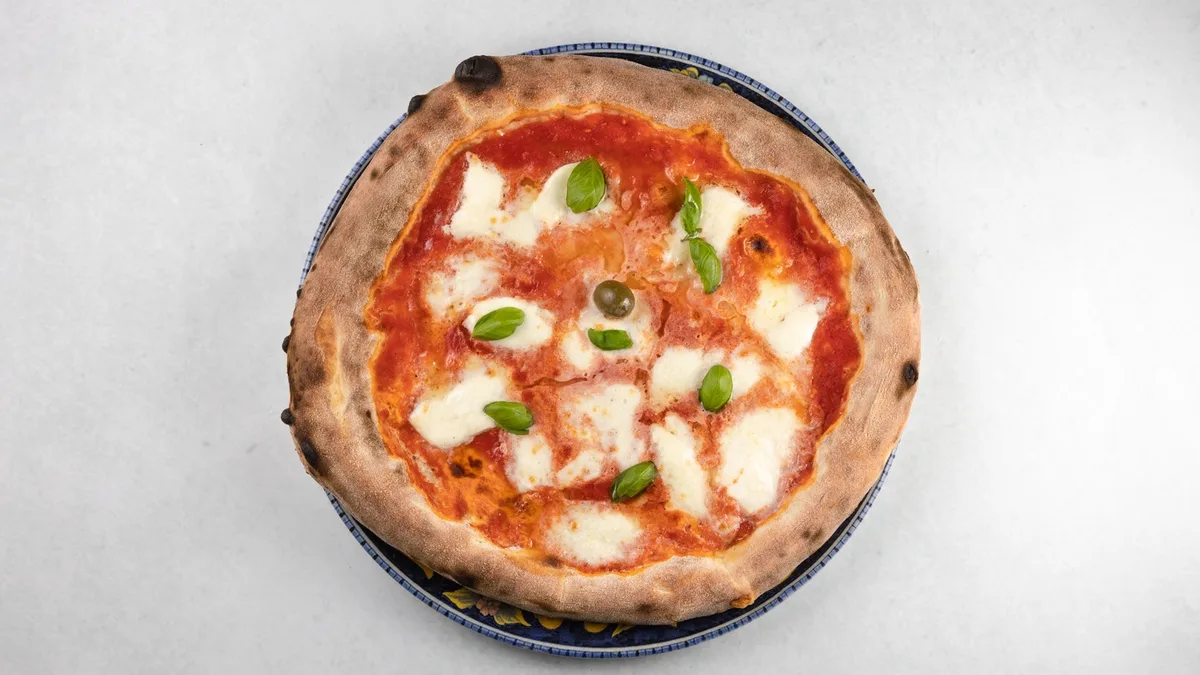 Pizza Margherita Mozzarella di Buffalo