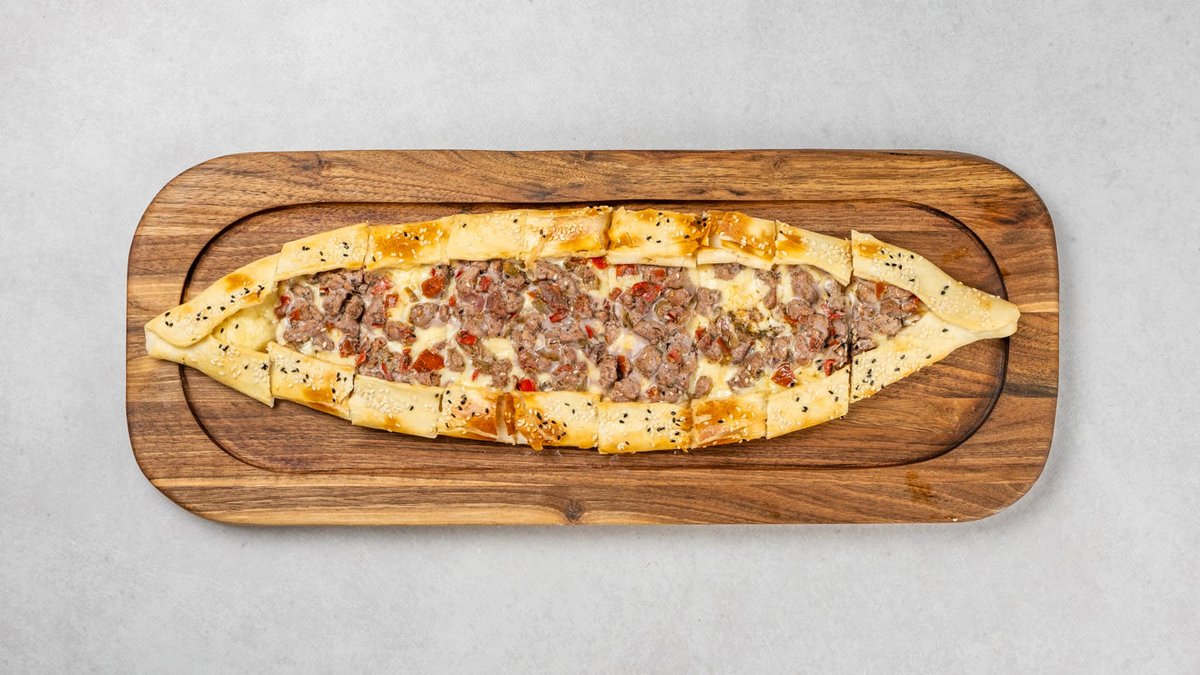 Pide sa mlevenim mesom