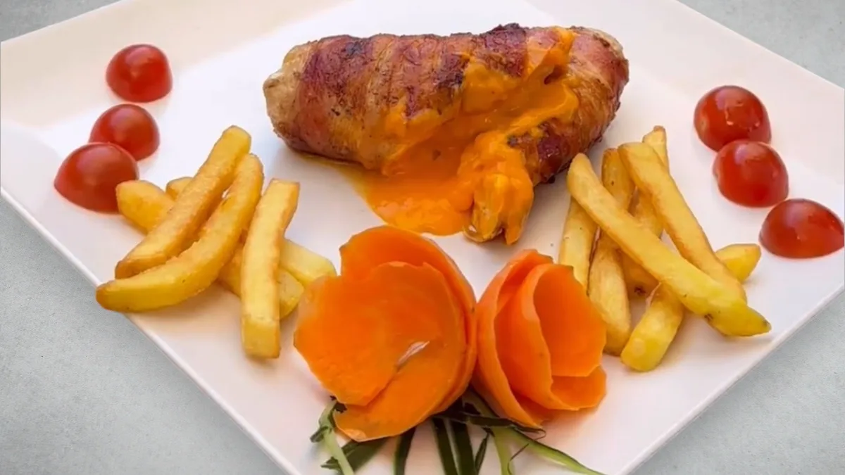 Piletina punjena čedar sirom u hrskavoj slanini 250g