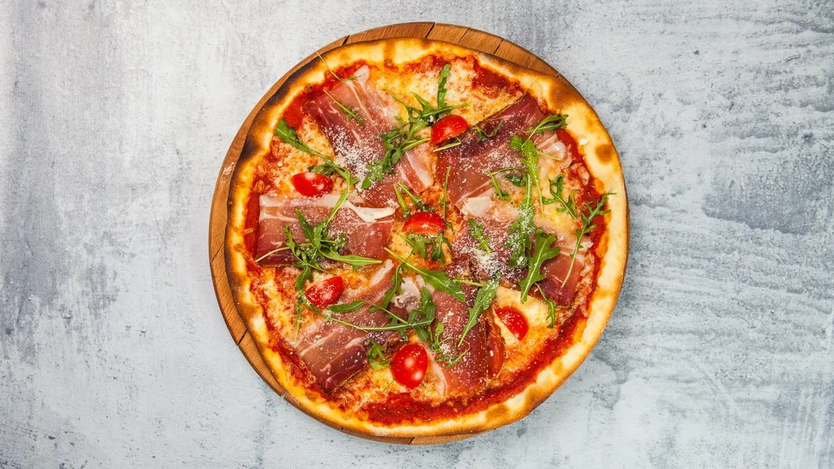 Pizza pršuto