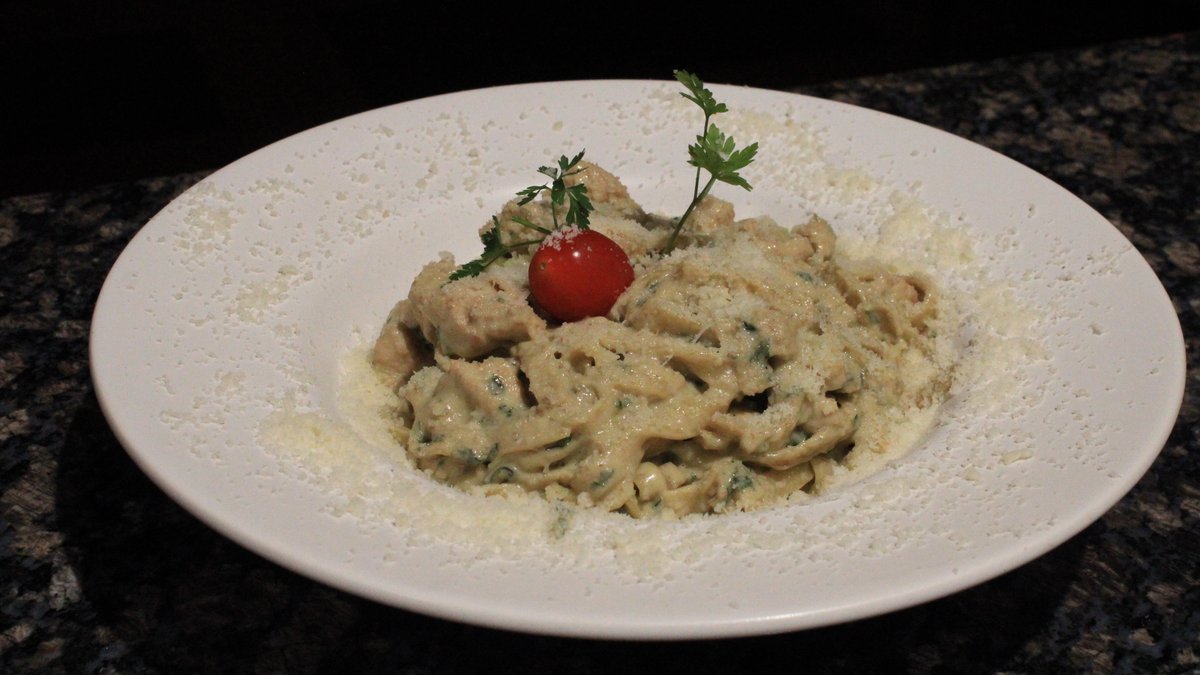 Pasta sa tunjevinom