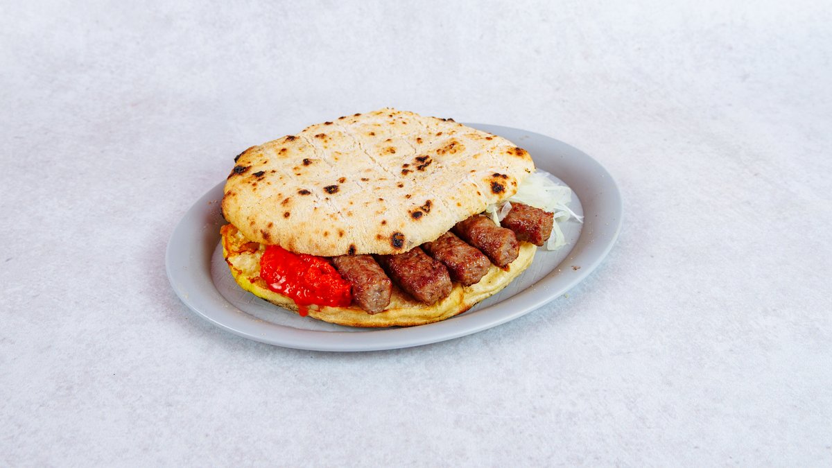 Ćevapi u lepinji