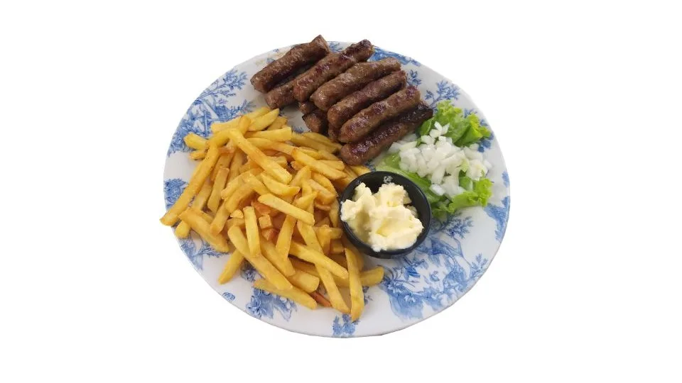 Ćevapi + pomfrit