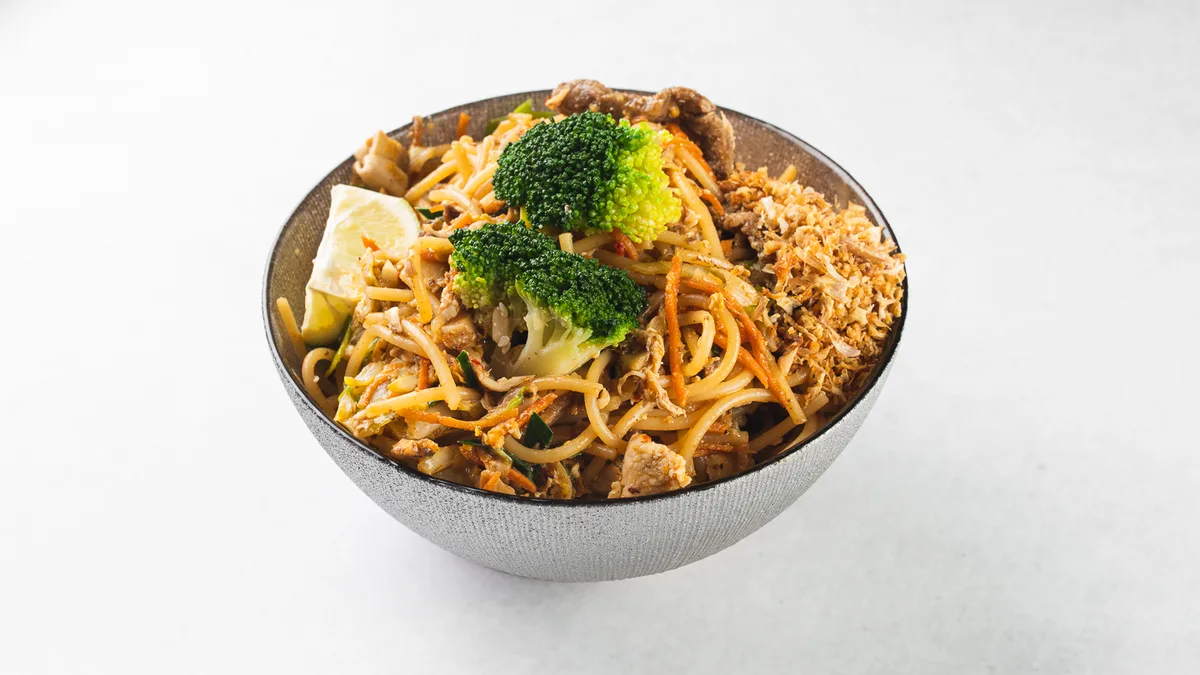 Wok piletina
