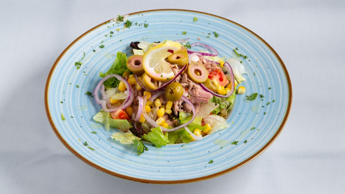 Salata sa tunjevinom