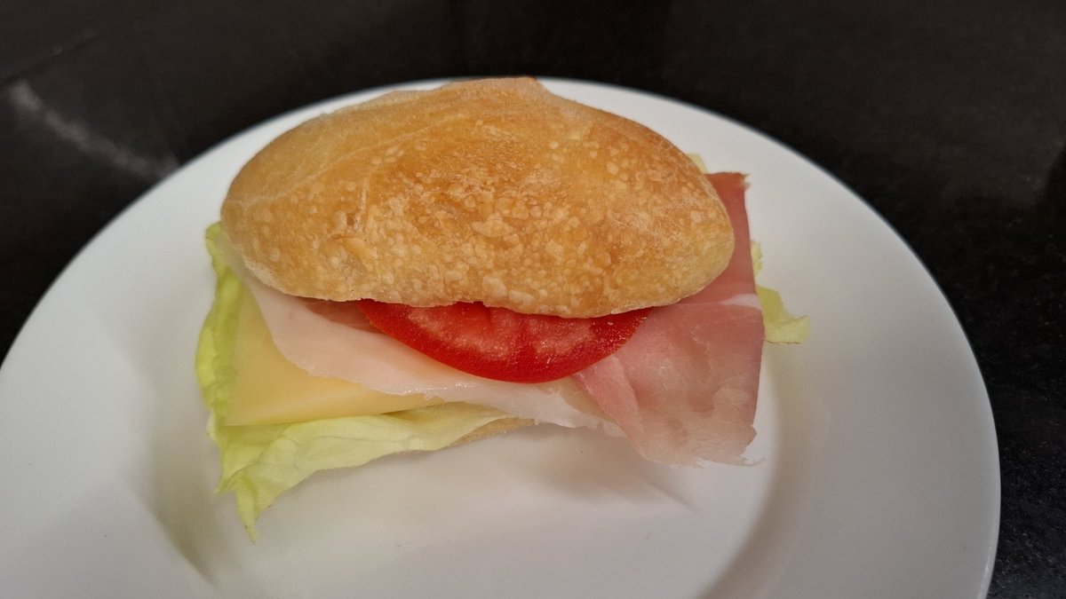 Allo Allo mali sendvič