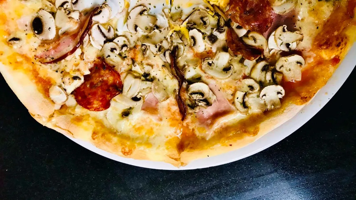 Pizza Alo Alo Special
