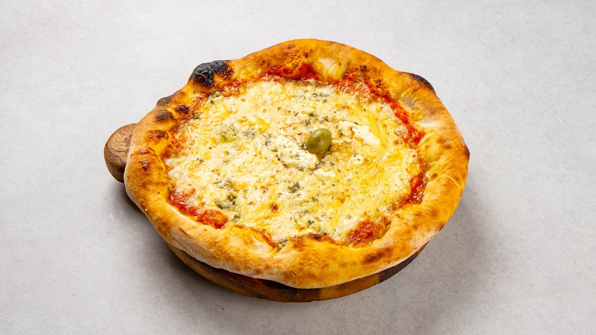 Pizza Cinque formaggi