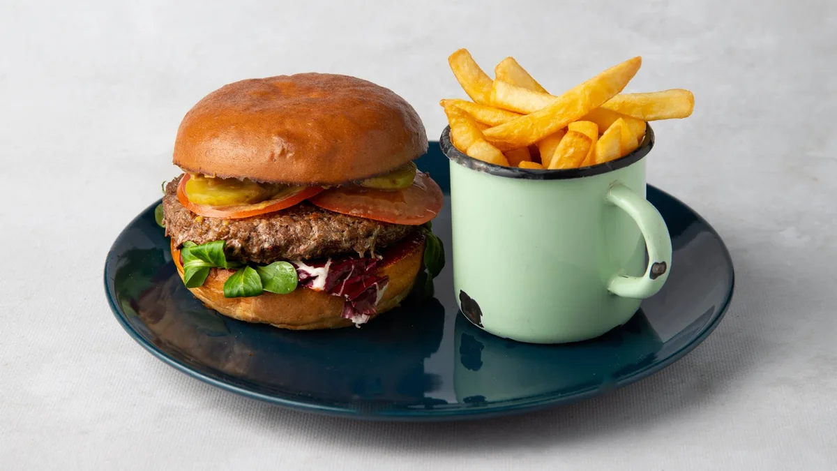 Tempo burger s prilozima