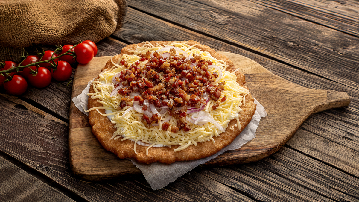 Gluténmentes magyaros lángos