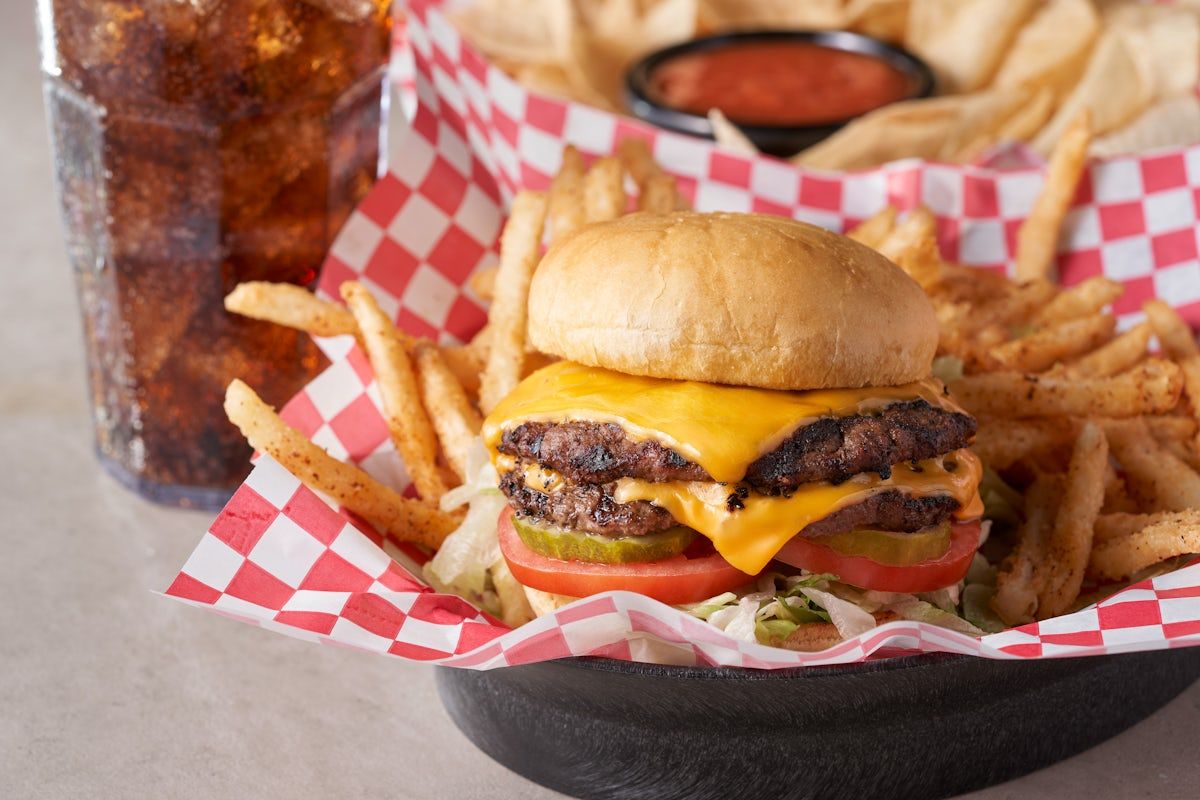 Classic Cheeseburger