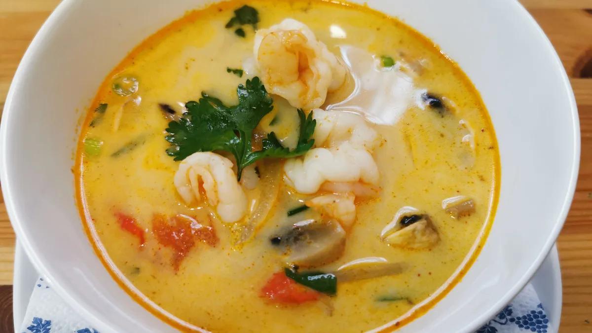 A1 - TOM YUM