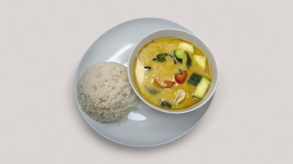 Kaeng Kaew Wan/Thai green curry menü választható Coca-cola üdítővel
