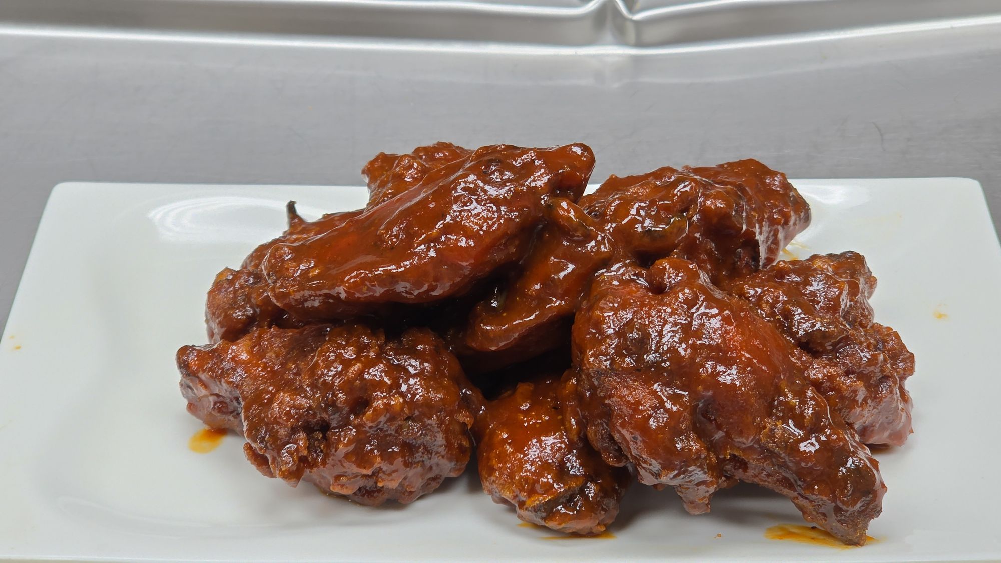 1   1/2 LB Wings (1 Free Flavor)