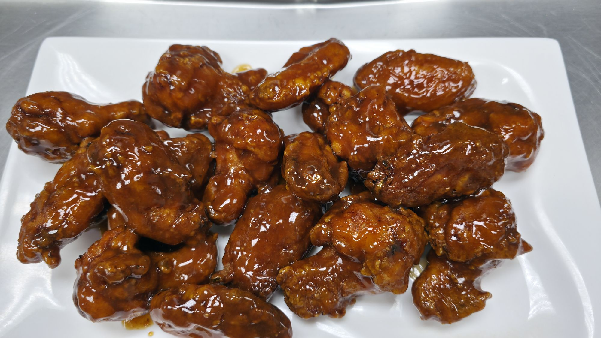 4 LB wings (4 Free Flavors)