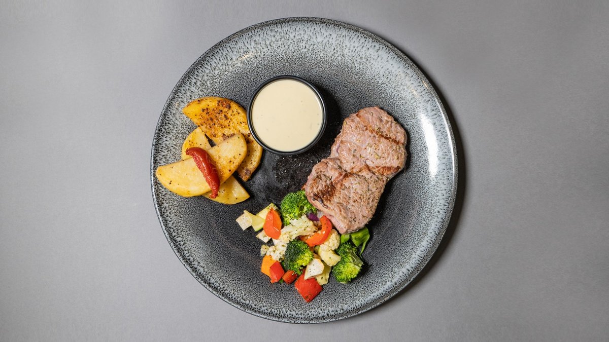 26. Scaloppine al Salsa