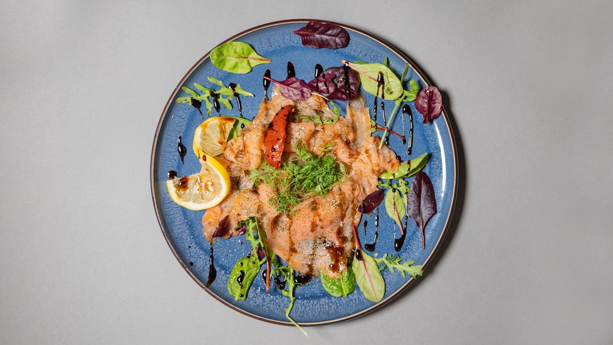 8. Carpaccio di Salmone
