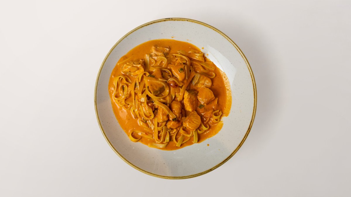30. Tagliatelle al Salmone