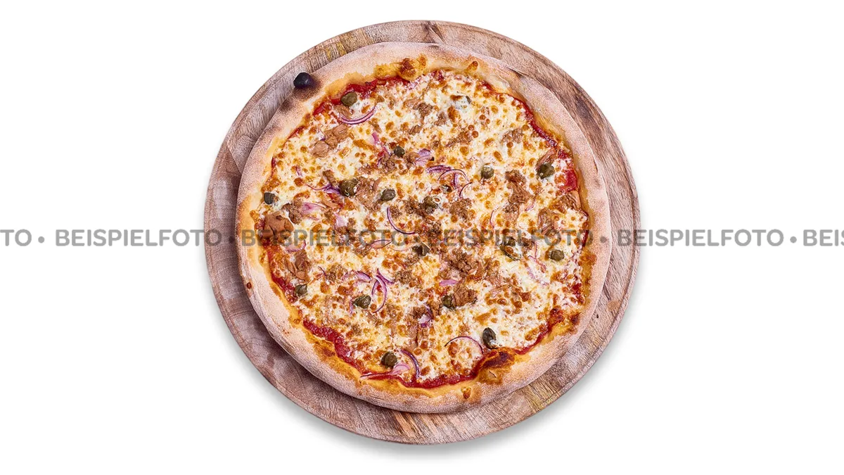 75. Pizza Tonno