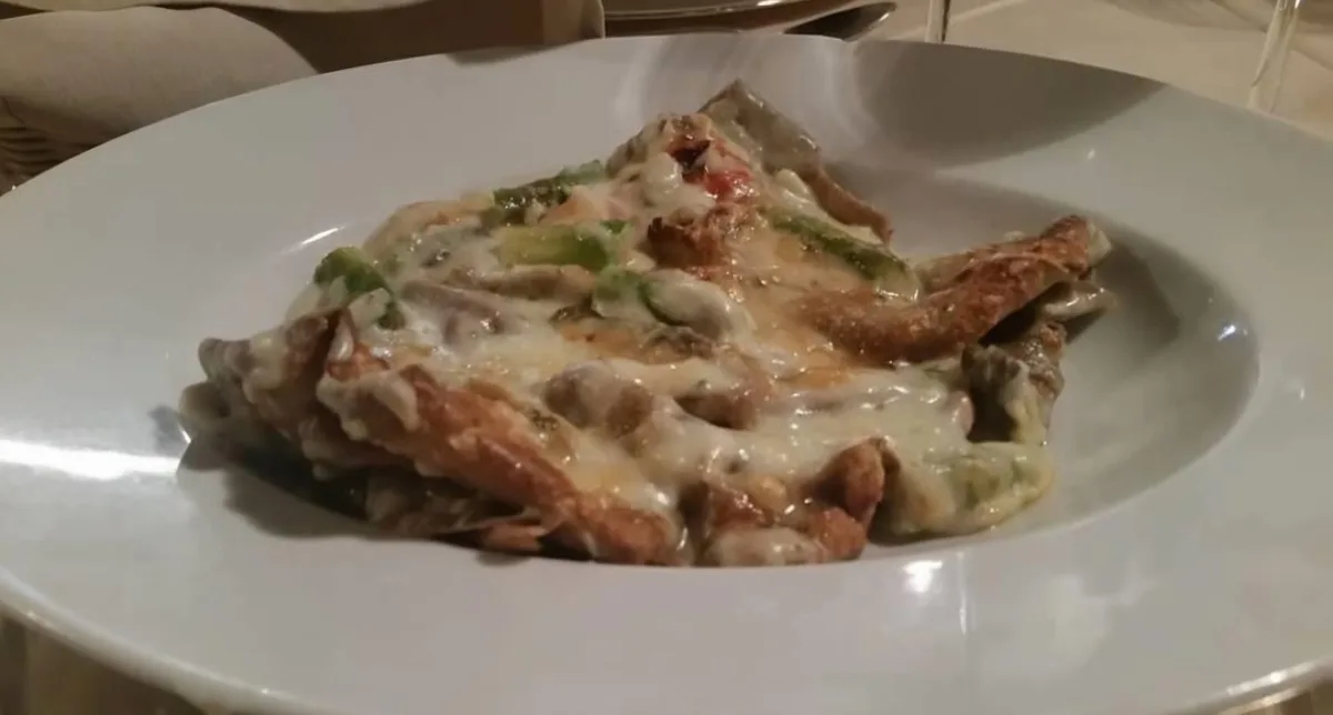 Friss spárgás házi lasagne