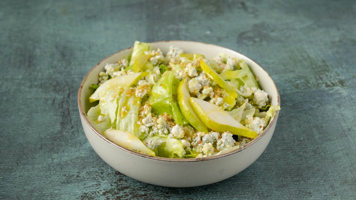 Σαλάτα με Iceberg με Αχλάδι και Blue Cheese και Σέλερι